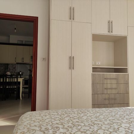 Ionia Apartments Sarandë Esterno foto