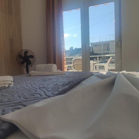 Ionia Apartments Sarandë Esterno foto
