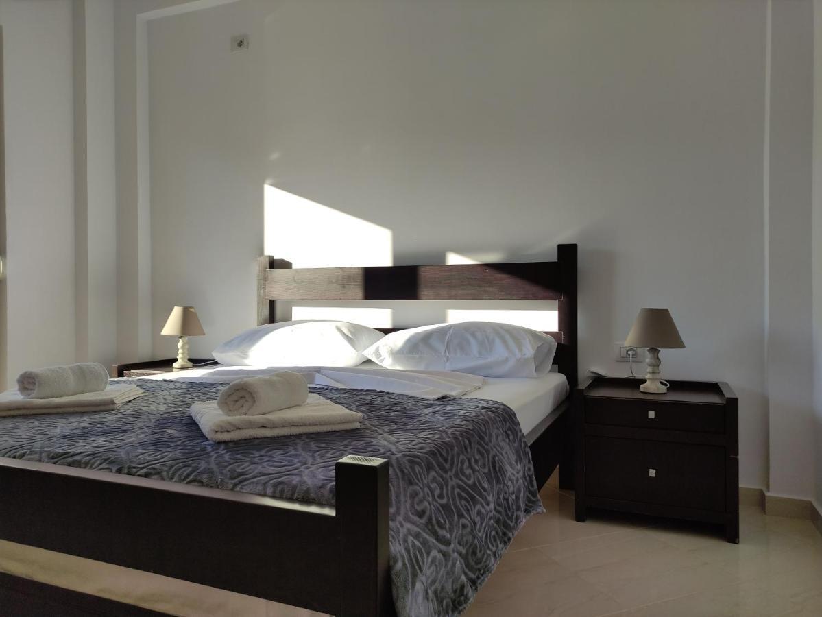Ionia Apartments Sarandë Esterno foto
