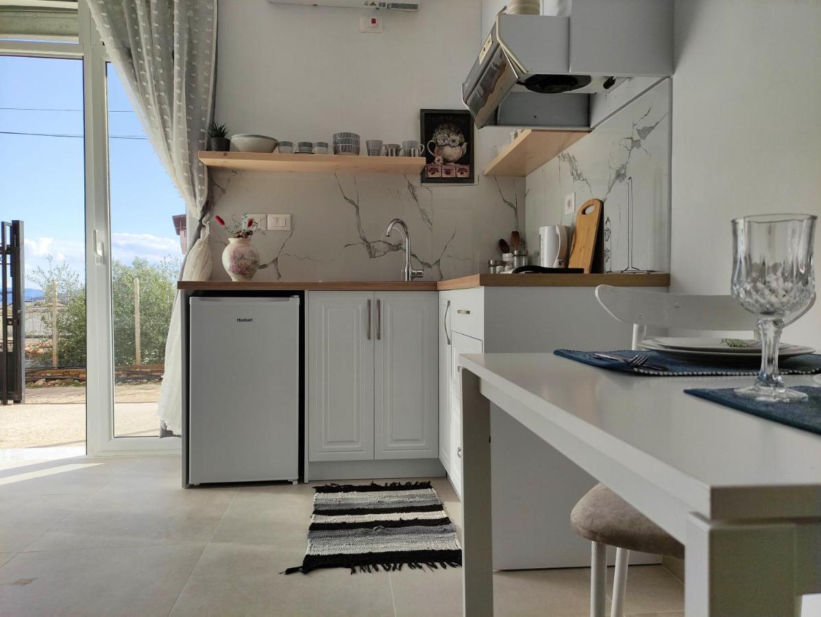 Ionia Apartments Sarandë Esterno foto