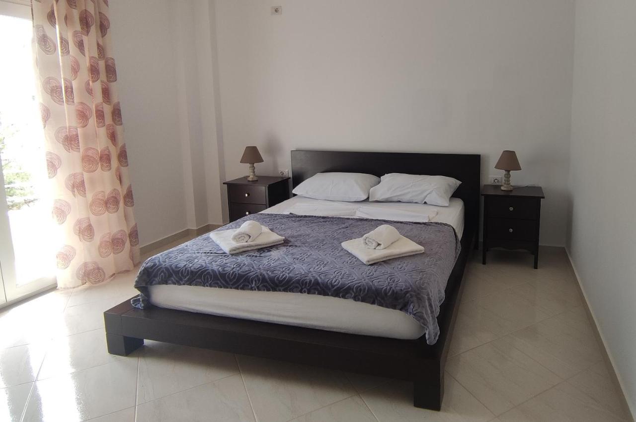 Ionia Apartments Sarandë Esterno foto
