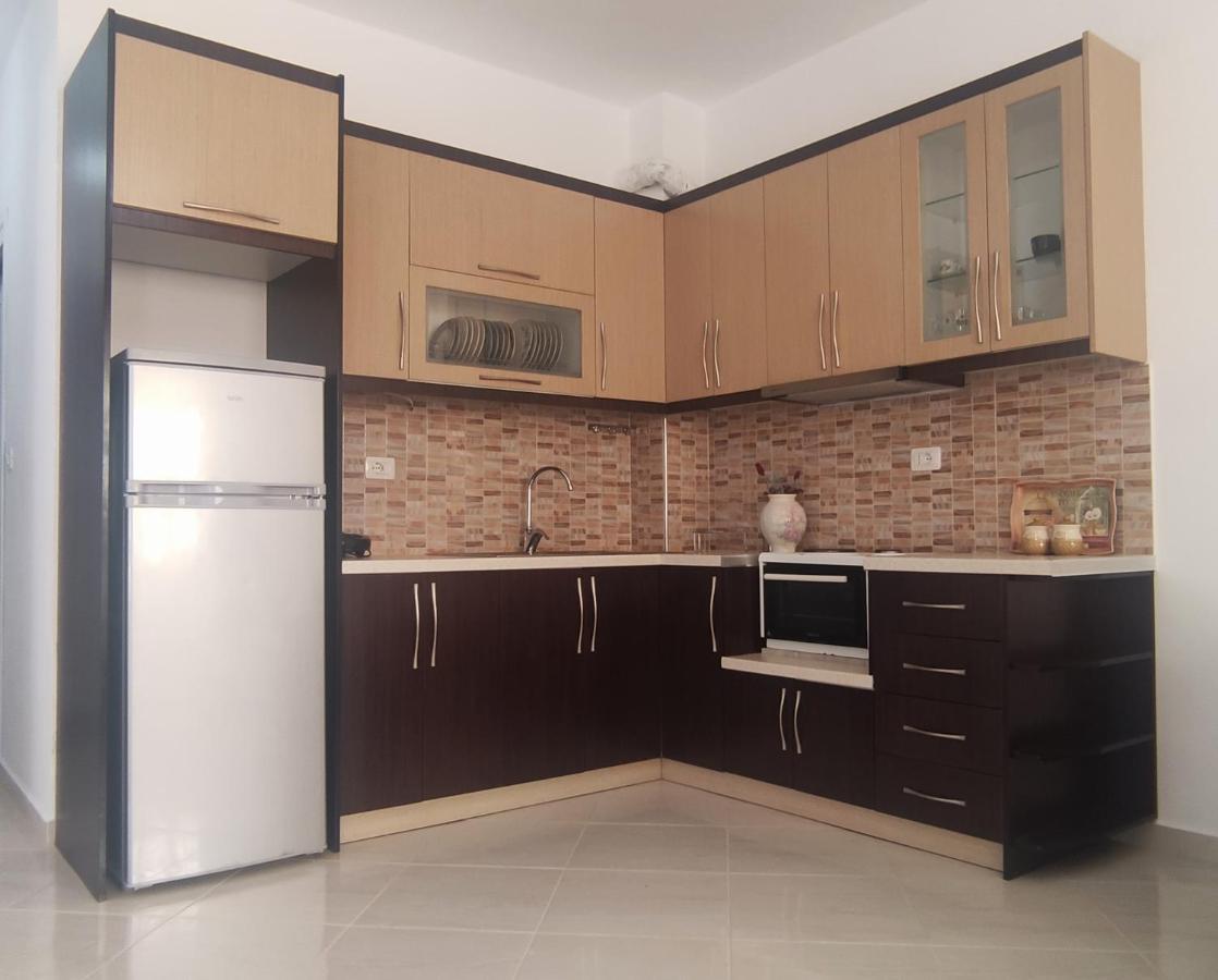 Ionia Apartments Sarandë Esterno foto