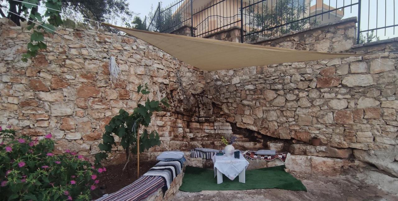 Ionia Apartments Sarandë Esterno foto