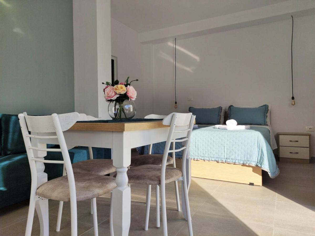 Ionia Apartments Sarandë Esterno foto