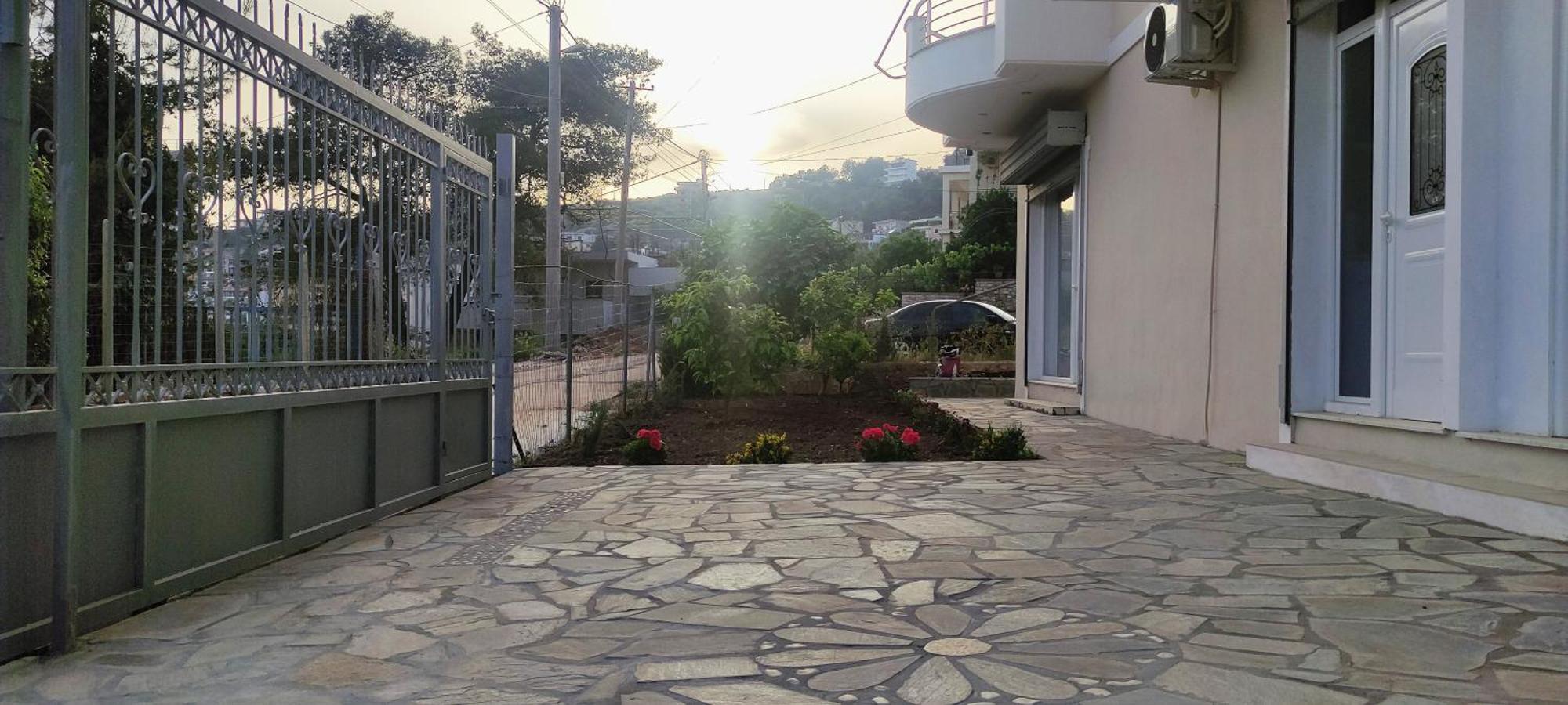Ionia Apartments Sarandë Esterno foto