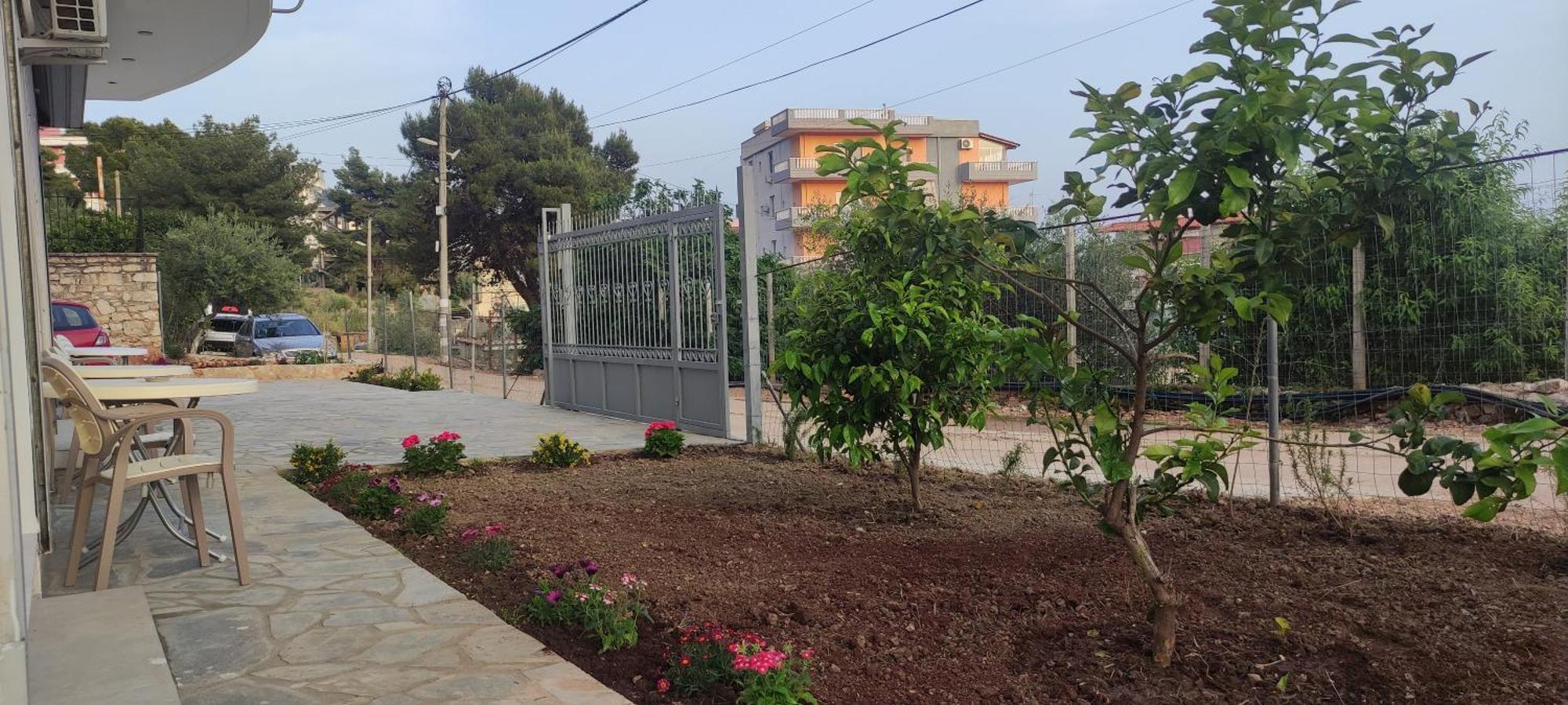 Ionia Apartments Sarandë Esterno foto
